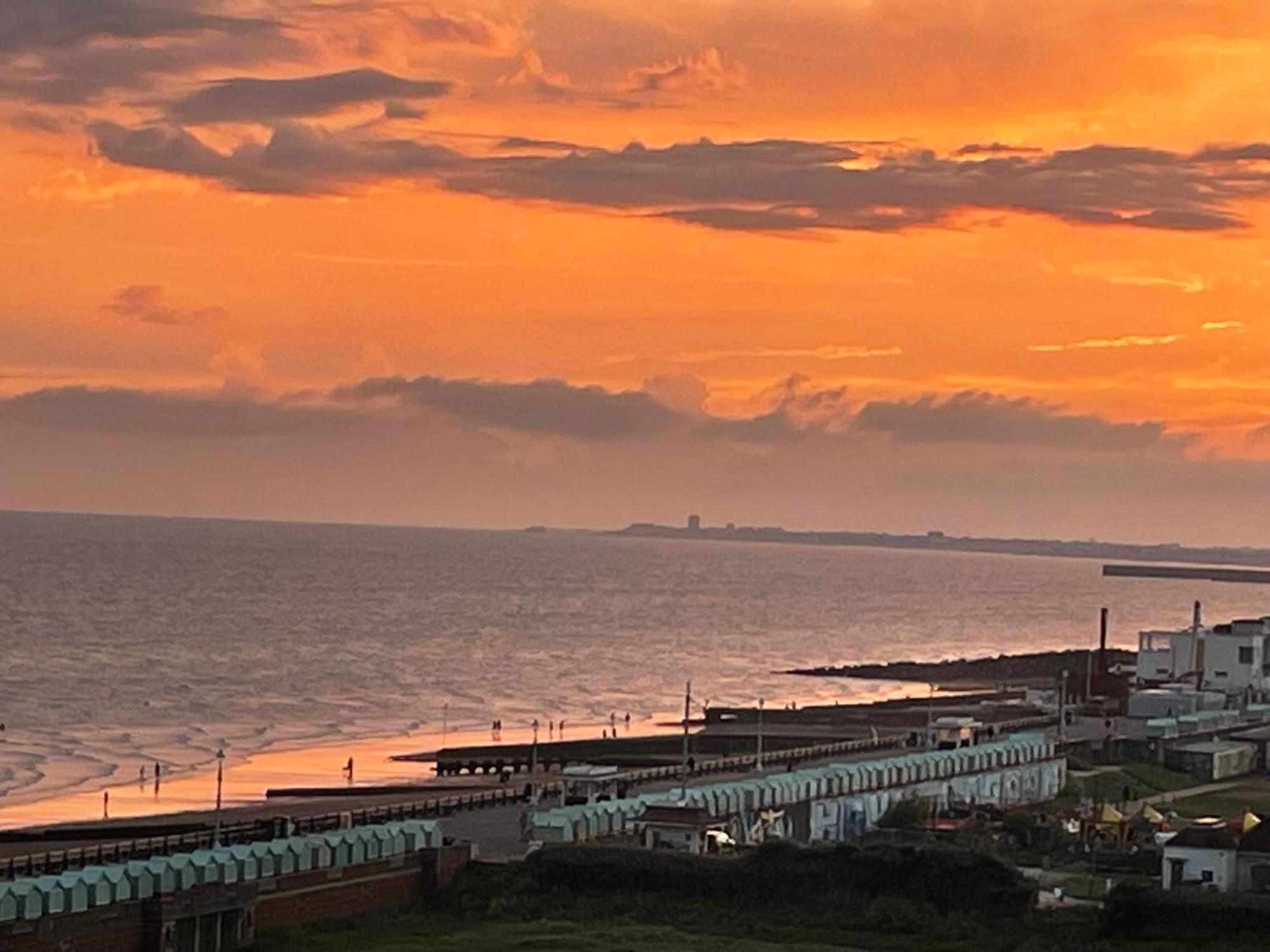 Apartmán Seascape With Outstanding Sea Views Hove Exteriér fotografie